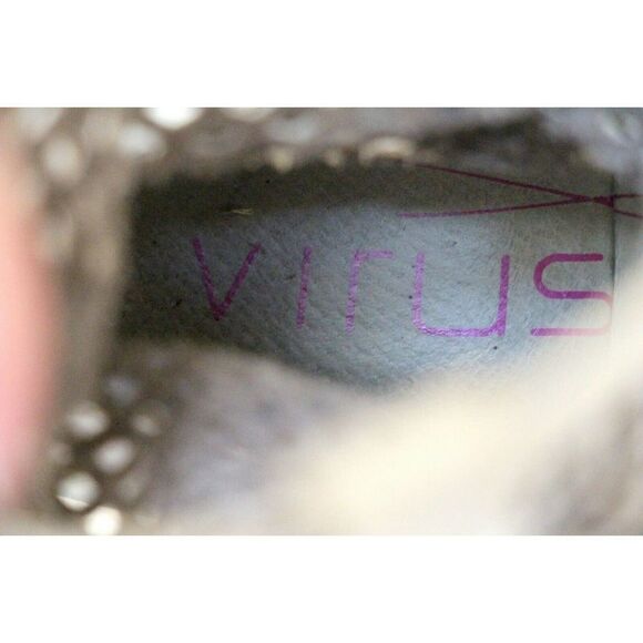 VIRUS PORTUGAL GRAY PERFORATED GENUINE LEATHER MED HEEL SLOUCHY BOOTS 9 39 - Picture 8 of 8